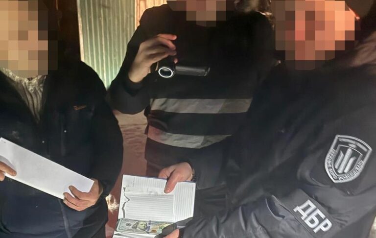 Фото для новини:На Чернігівщині посадовець ТЦК за гроші впливав на рішення ВЛК