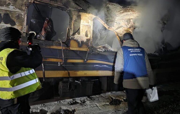 Фото для новини:На Харківщині російські дрони по поїзду: є загиблі й потерпілі
