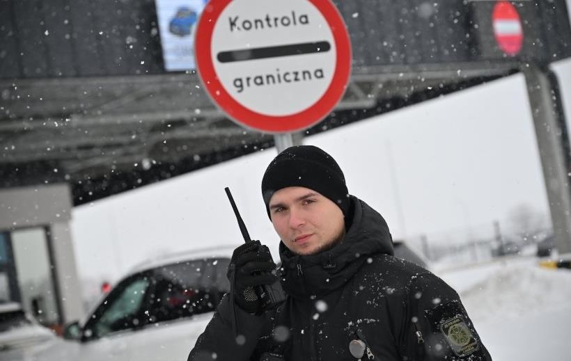 Фото для новини:На кордоні з Польщею стався збій роботи бази даних