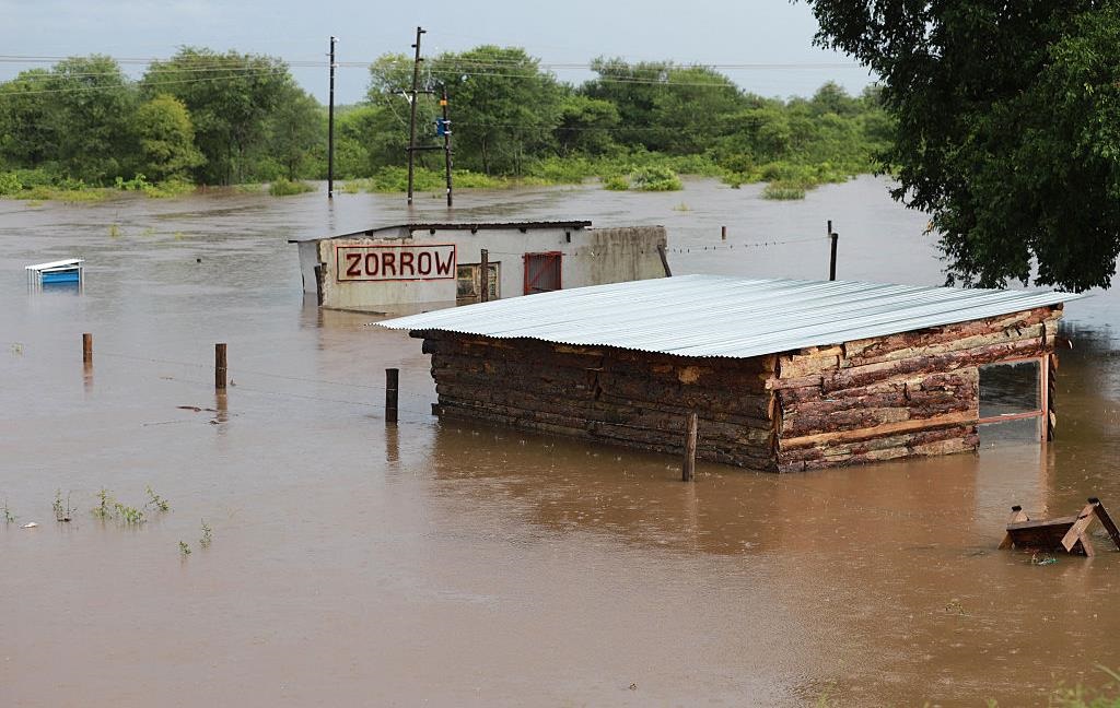 Фото для новини:На півдні Африки понад 200 загиблих через повінь
