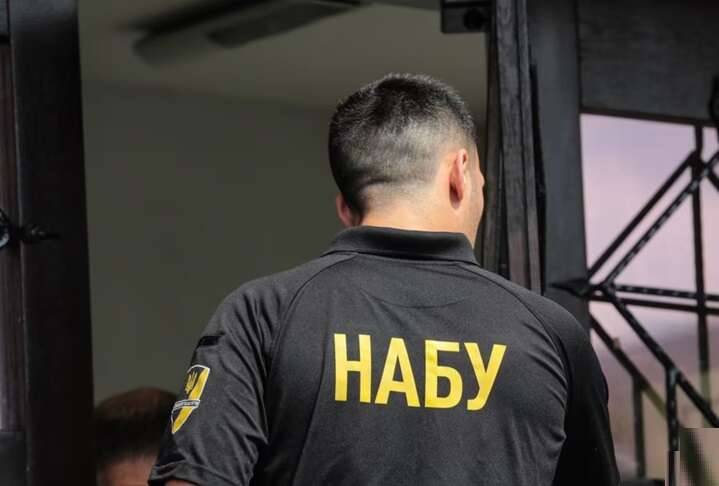 Фото для новини:НАБУ проводить обшуки на митному посту Луцьк