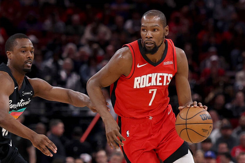 Фото для новини:НБА: Денвер не втримав перевагу проти Лейкерс