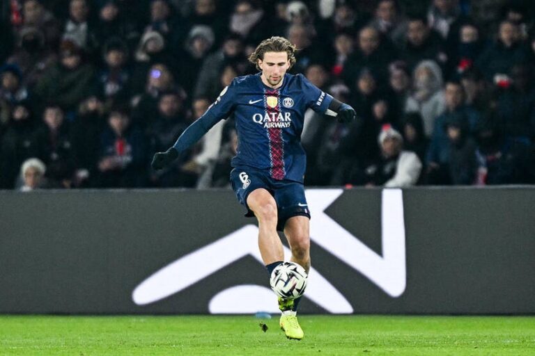 Новини спорту - Невдалий вечір Забарного: низькі оцінки за паризьке дербі