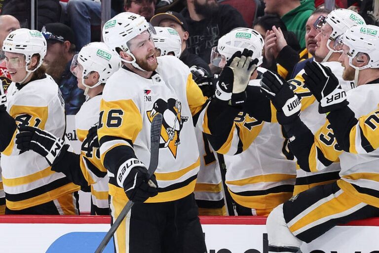 Фото для новини:НХЛ: Колорадо зазнає фіаско в Канаді