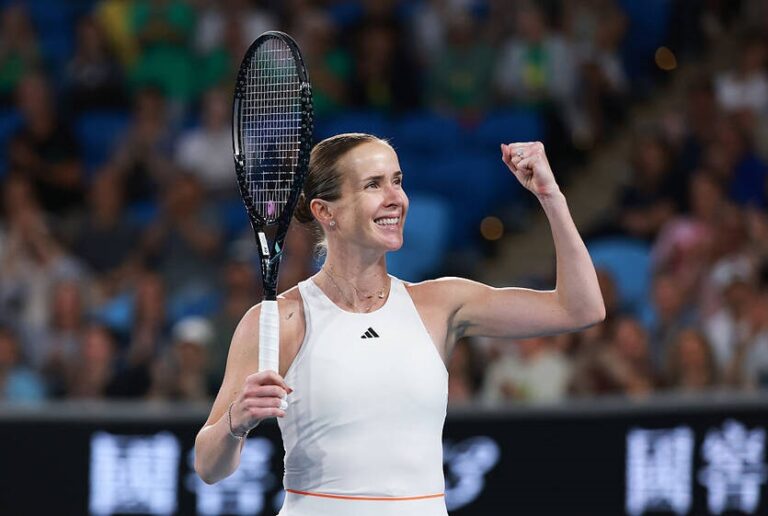 Фото для новини:Перемога Світоліної над росіянкою вивела її в 1/8 фіналу AO