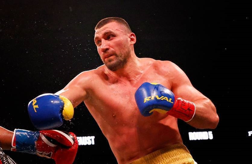 Фото для новини:Перший випад Вихриста на рингу приніс йому перемогу над македонцем