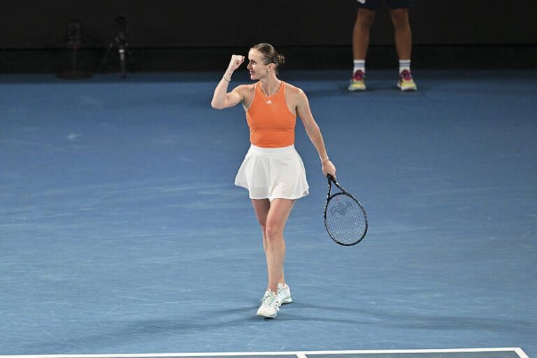 Фото для новини:Півфіналістки Australian Open не програли жодного сету