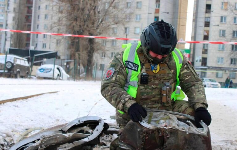 Фото для новини:Поліція знешкодила Іскандер-М, що впав у Києві