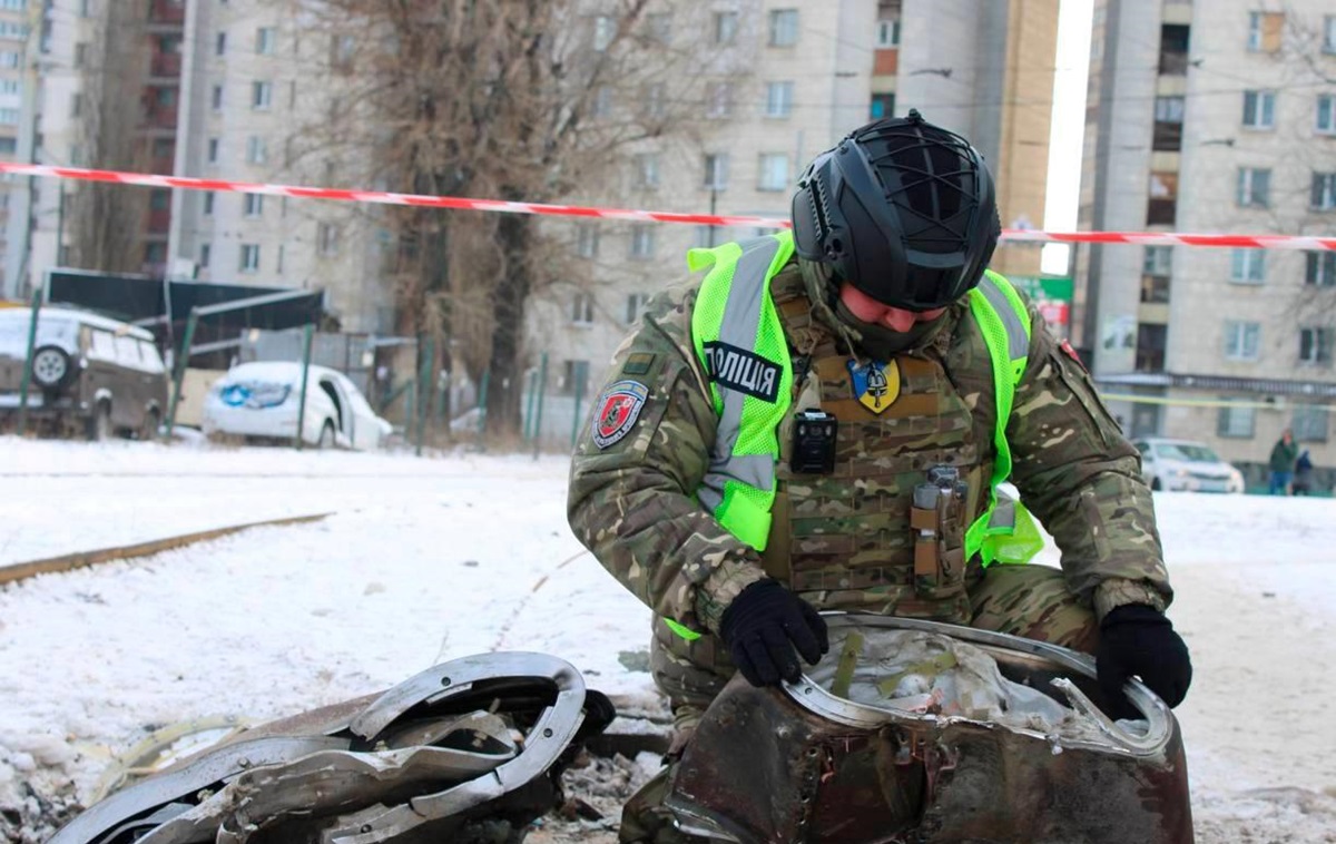 Фото для новини:Поліція знешкодила Іскандер-М, що впав у Києві