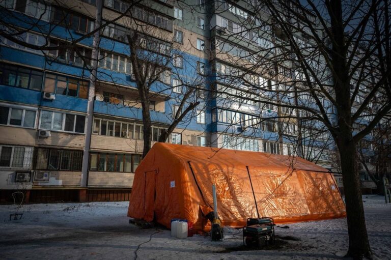 Фото для новини:Поляки збирають кошти на генератори для Києва