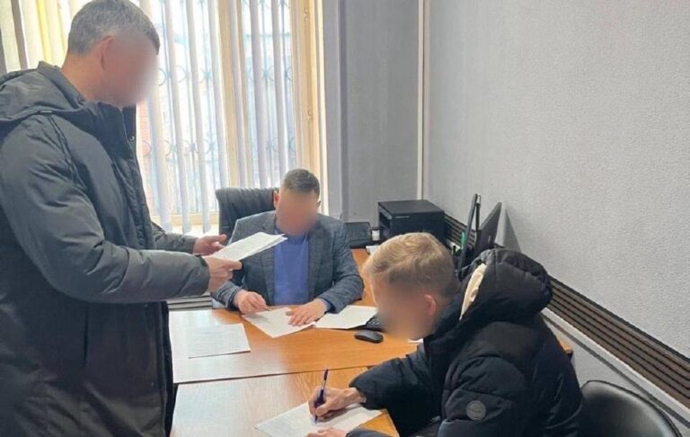 Фото для новини:Посадовців Полтавщини викрили на розкраданні 2,6 млн на дронах