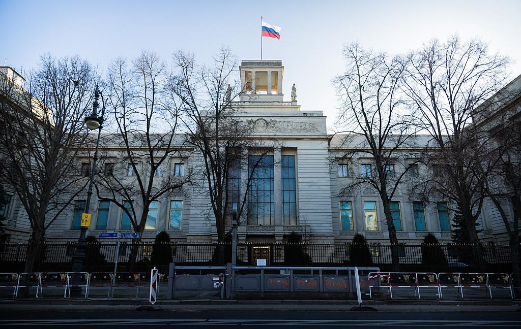Фото для новини:Посольство РФ відкинуло звинувачення Німеччини в шпигунстві