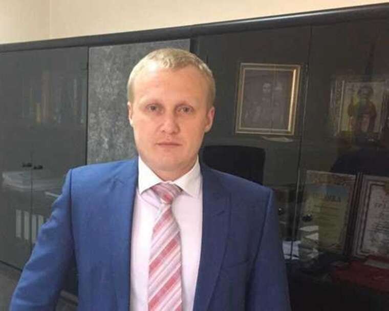 Фото для новини:Прайс на перевірку — 400 тисяч доларів як керівник Київської окружної прокуратури Яковлєв намагався обілетити харківських колег