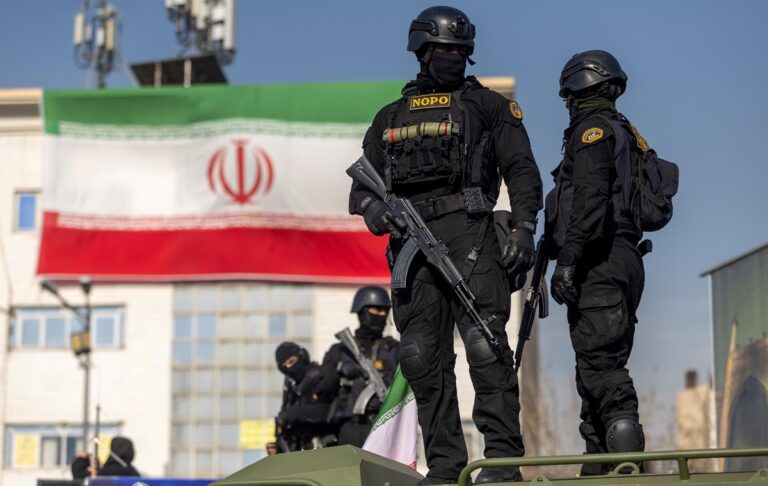 Новини світу - Протести в Ірані: країни Перської затоки відмовляють США від втручання