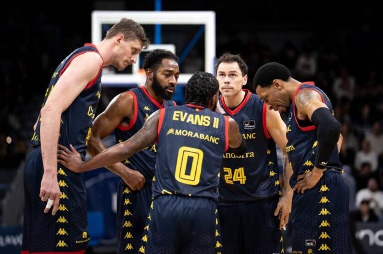 Фото для новини:Пустовий провів надзвичайний за результативністю матч