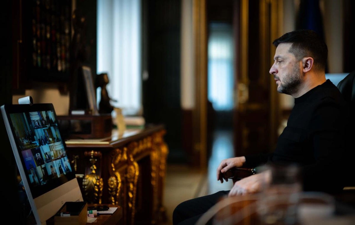 Фото для новини:Росія переорієнтувала напрямки ударів - Зеленський