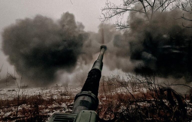 Фото для новини:Росія посилено атакує на трьох напрямках - Генштаб