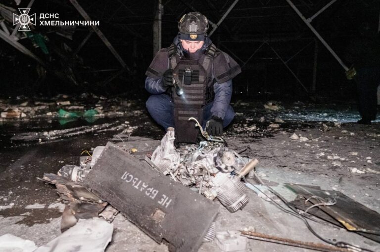 Фото для новини:Росіяни атакували дронами Хмельниччину