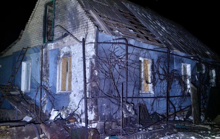 Фото для новини:Росіяни атакували Запоріжжя: пошкоджені будинки