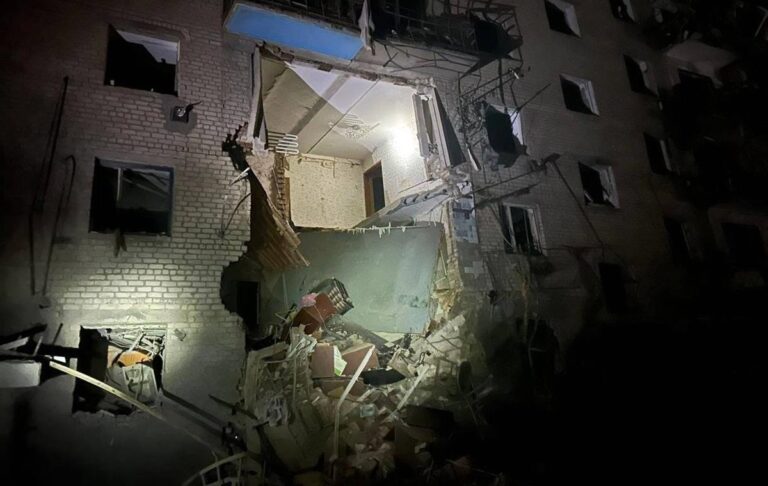 Фото для новини:Росіяни скинули КАБи на Запоріжжі: є жертва та поранені