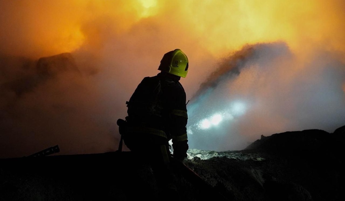 Фото для новини:Росіяни вдарили по обʼєкту промислової інфраструктури Запоріжжя