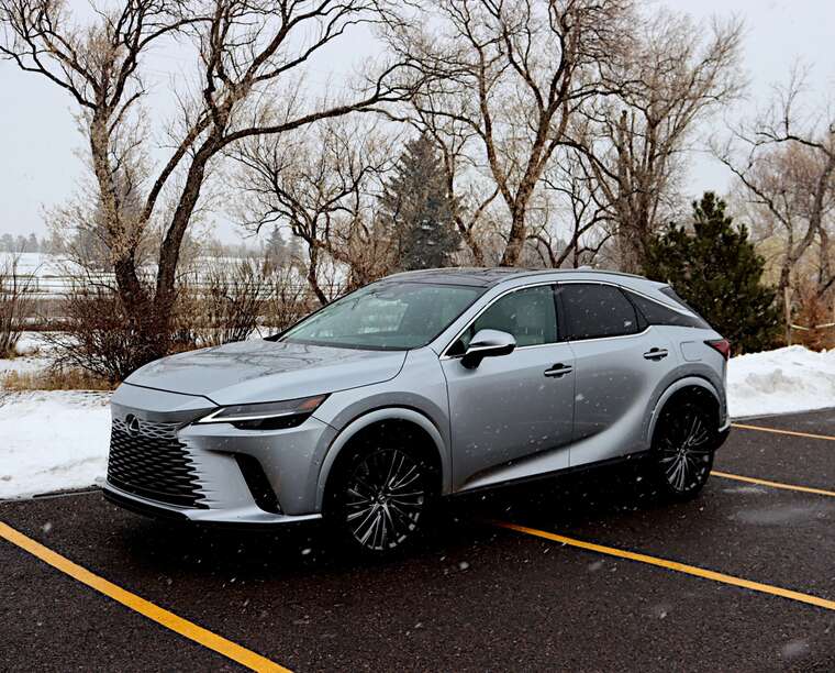 Фото для новини:Щедрий подарунок від дружини одеський посадовець Держпродспоживслужби Діордієв став власником новенького Lexus за 2,7 мільйона