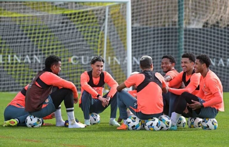 Фото для новини:Шахтар оголосив перших суперників на зборі в Туреччині