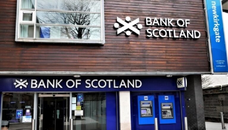 Фото для новини:Шотландський банк отримав від Британії штраф за порушення санкцій проти РФ