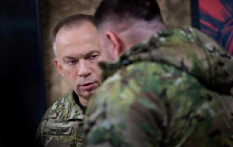 Фото для новини:Сирський розповів про ситуацію під Покровськом