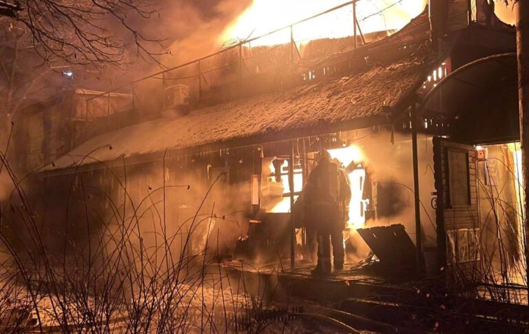 Фото для новини:Стали відомі наслідки нічної атаки РФ на Київ
