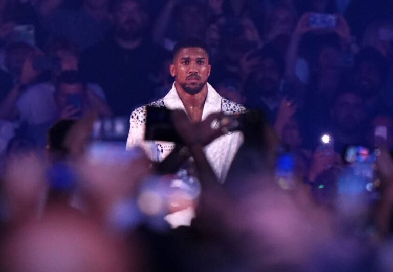 Новини спорту - Стало відомо, чому сталася ДТП, у якій постраждав Джошуа