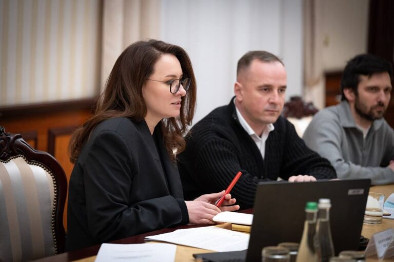 Фото для новини:Свириденко зустрілася із представниками операторів мобільного зв'язку