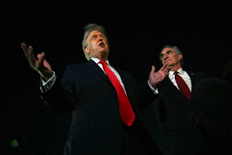 Фото для новини:Трамп запросив на "Раду миру" щодо Гази майже 50 країн, зокрема Україну