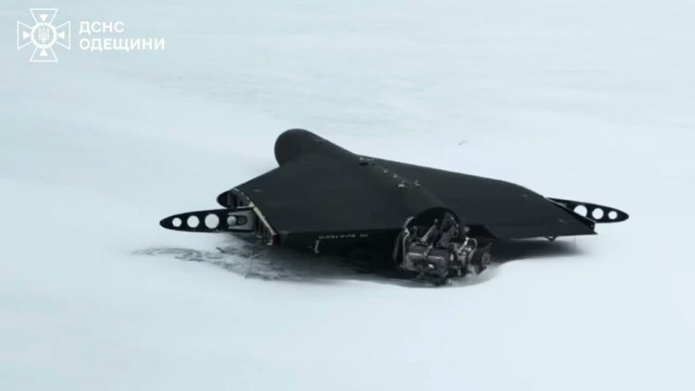 Фото для новини:Спецоперація на Дністровському лимані: водолази-сапери знешкодили російський «сюрприз»