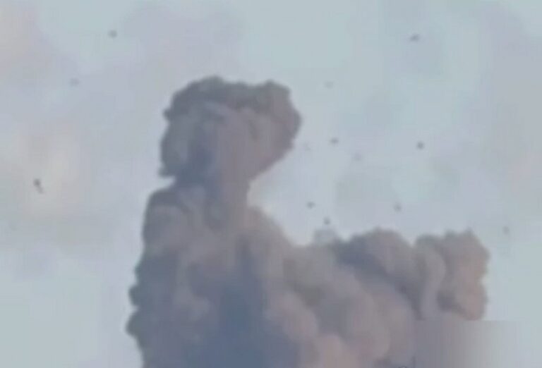 Фото для новини:У Харкові пролунали вибухи, є постраждалий