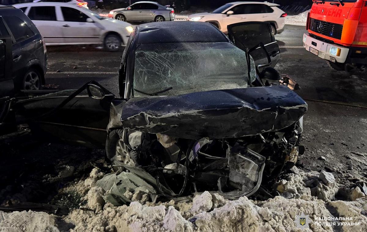 Фото для новини:У Харкові сталася масштабна ДТП, є жертви