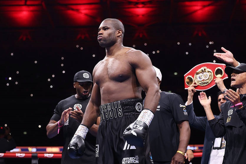 Фото для новини:У команді Дюбуа розкрили його плани на бій із Чжаном Чжілеєм