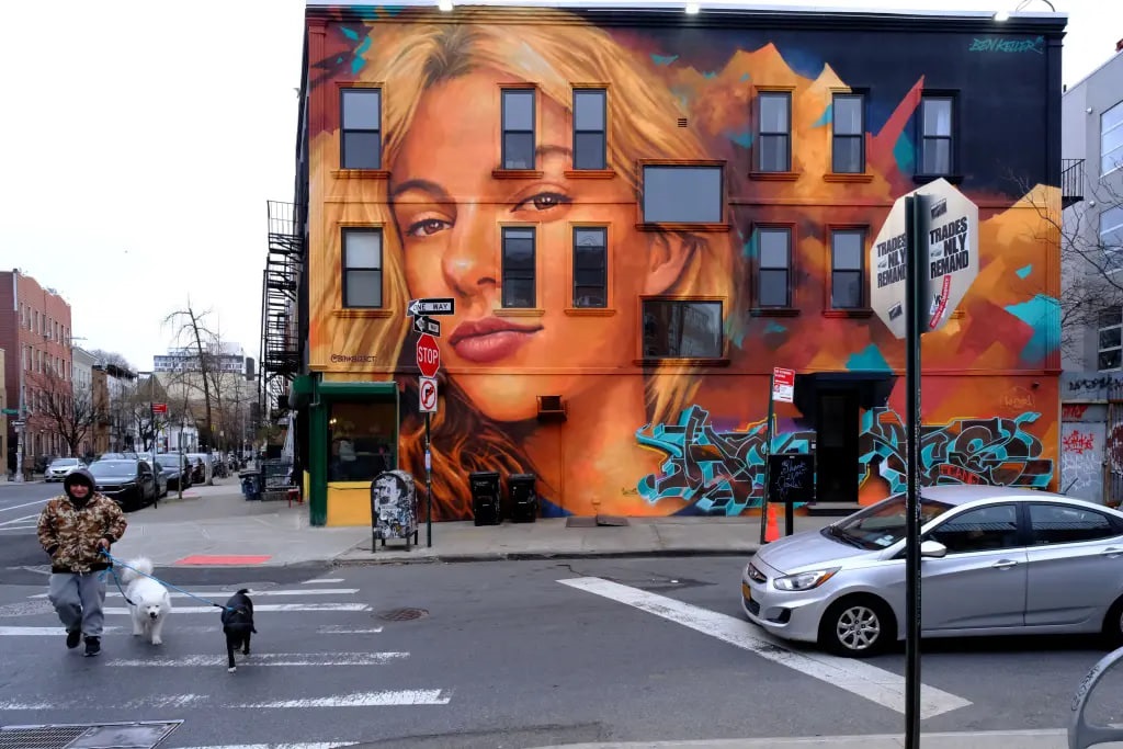 Фото для новини:У Нью-Йорку з'явився мурал із зображенням вбитої української біженки