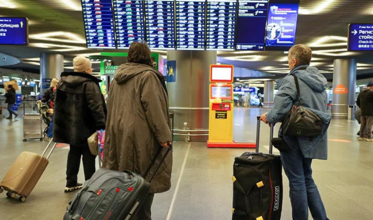 Фото для новини:У РФ стався збій системи реєстрації та бронювання авіаквитків