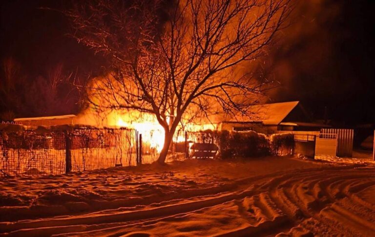 Фото для новини:У Запоріжжі сталася пожежа внаслідок удару БПЛА