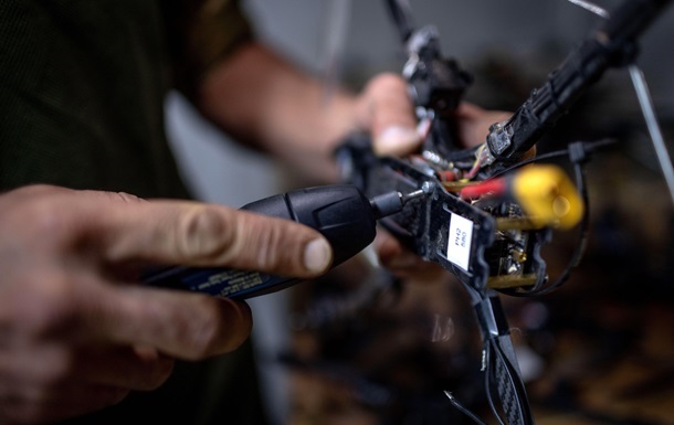 Фото для новини:Україна і Франція поглиблять співпрацю в сфері БПЛА