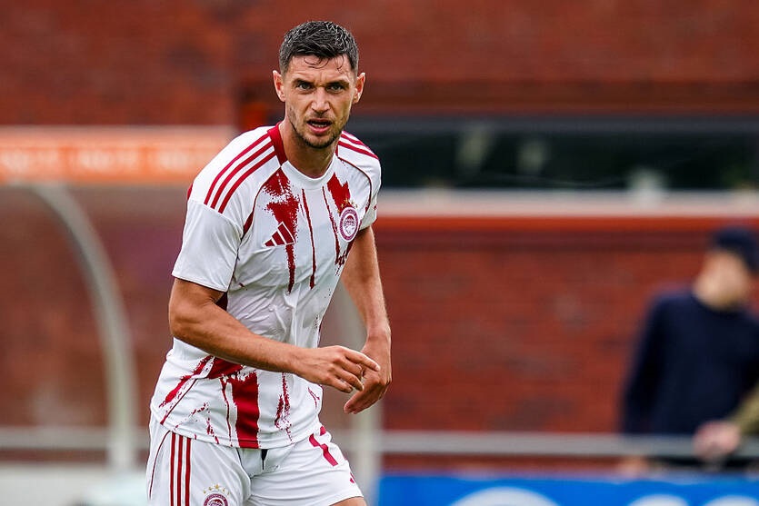 Фото для новини:Українець не зіграє в ключовому матчі Олімпіакоса в ЛЧ