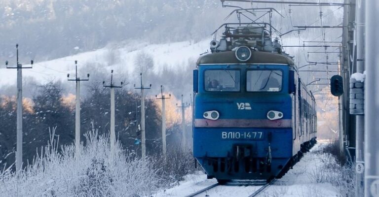 Фото для новини:Укрзалізниця запускає новий поїзд Одеса-Рахів