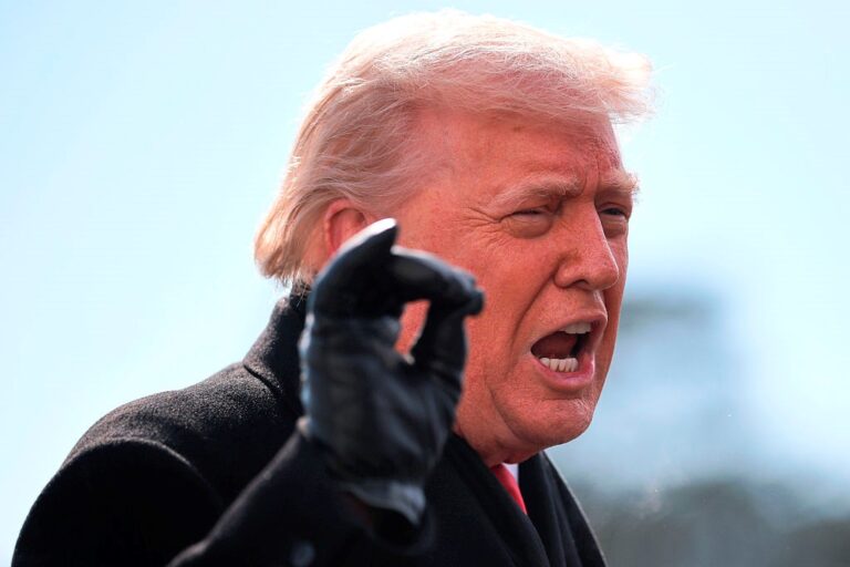 Фото для новини:Ультиматум Трампа. Армада США біля Ірану