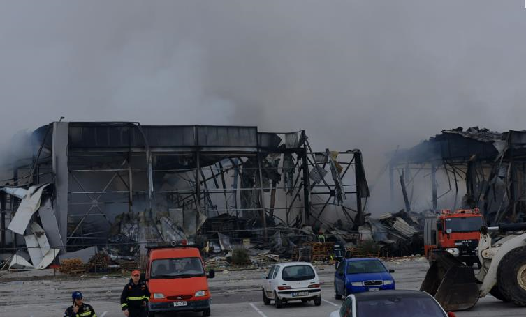 Фото для новини:В Греції у пожежі на фабриці загинули троє жінок