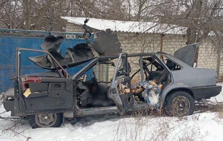 Фото для новини:Везли хліб для місцевих: росіяни вбили двох волонтерів у Козачій Лопані