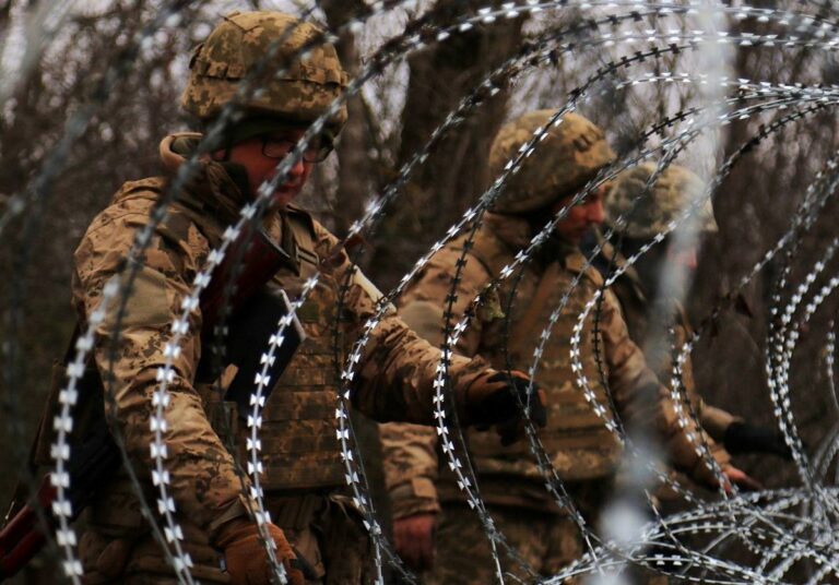 Фото для новини:Від початку доби відбулося 117 бойових зіткнень