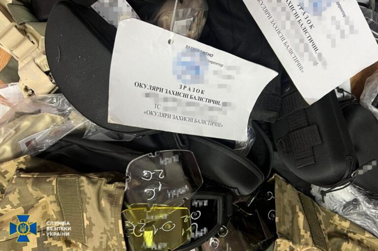 Фото для новини:Викрито ділка, який поставив ЗСУ браковані балістичні окуляри на 60 млн
