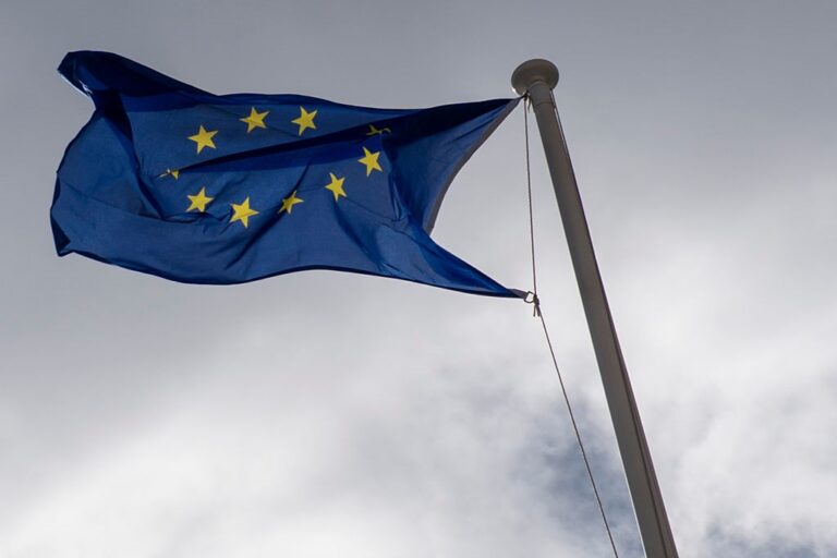 Фото для новини:ЄС планує цілковиту заборону ядерного палива з РФ