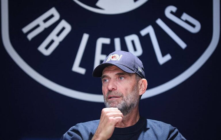 Фото для новини:Юрген Клопп висловився щодо можливої призначення в Реал